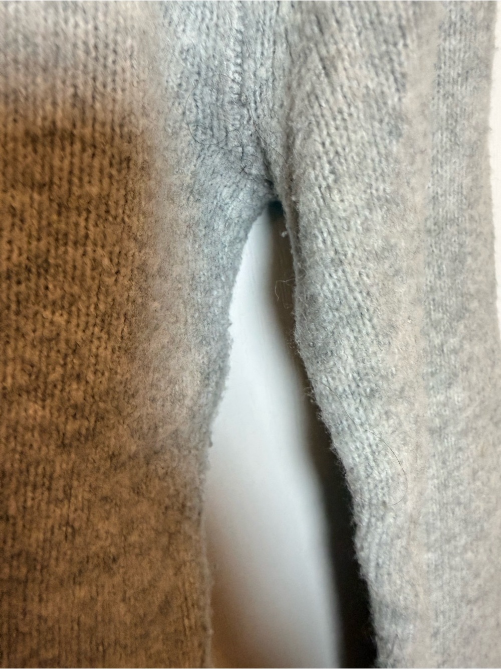 Abercrombie & Fitch Heather Gray Soft Knit Crewneck Sweater XS - Picture 6 of 6